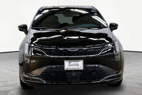 2027 Chrysler Pacifica Select