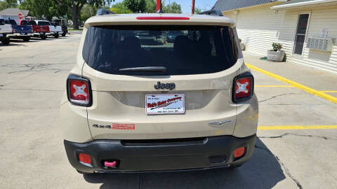 2017 Jeep Renegade Deserthawk