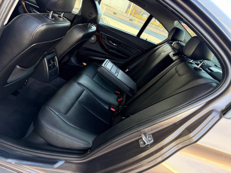 2013 BMW 3 Series 328i