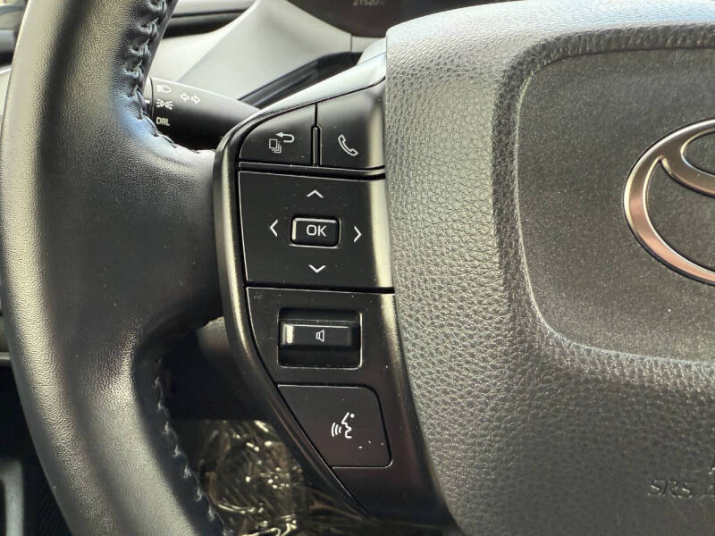 2024 Toyota Prius LE