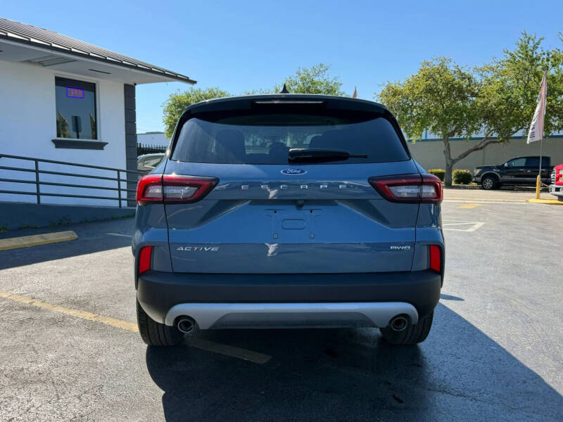 2025 Ford Escape Active