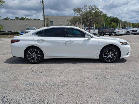 2025 Lexus ES 350