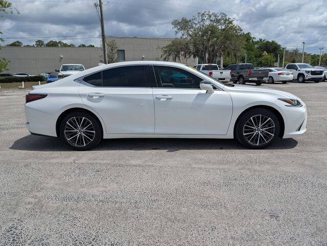 2025 Lexus ES 350