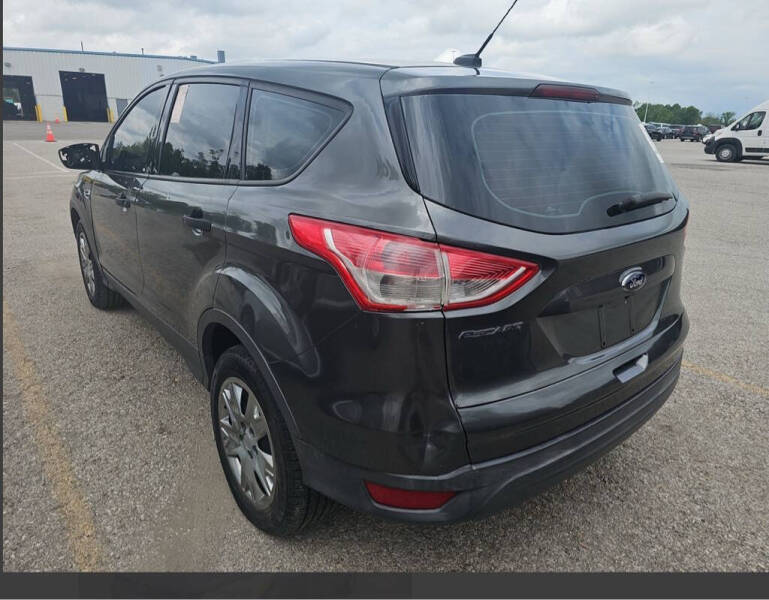 2015 Ford Escape S