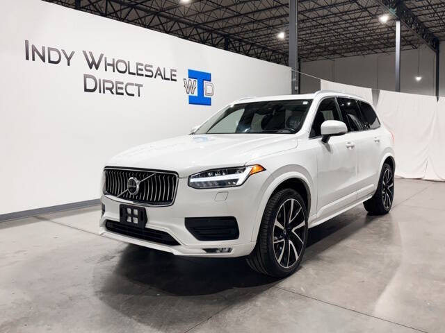 2021 Volvo XC90 T6 Momentum 7-Passenger