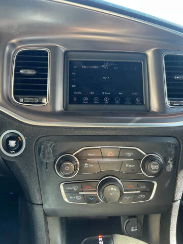 2019 Dodge Charger SXT