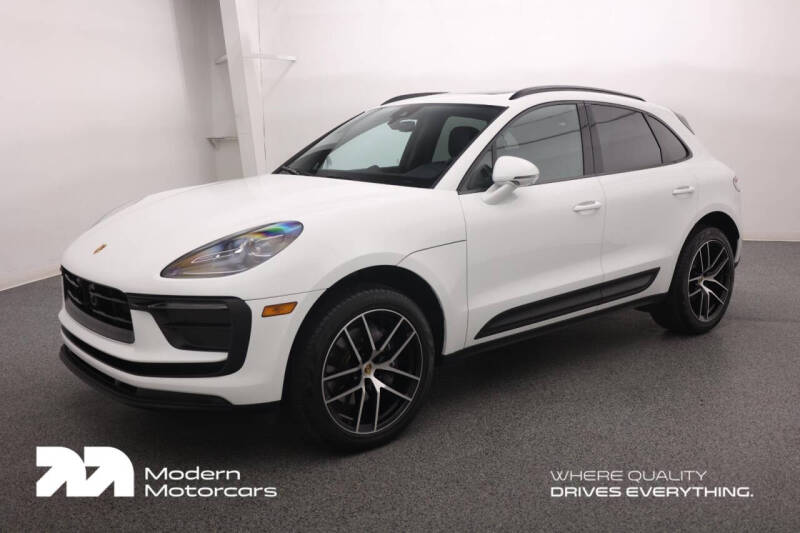2025 Porsche Macan
