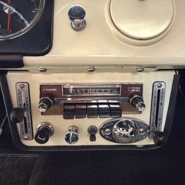1964 Datsun 2000