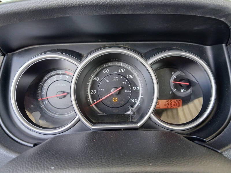 2012 Nissan Versa 1.8 SL