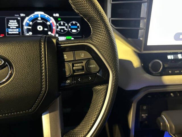 2025 Toyota Sequoia SR5