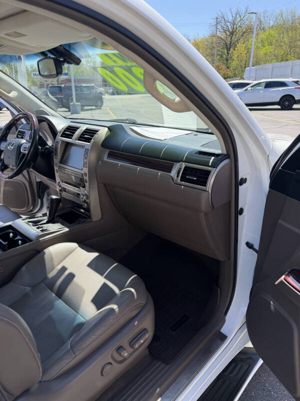 2017 Lexus GX 460