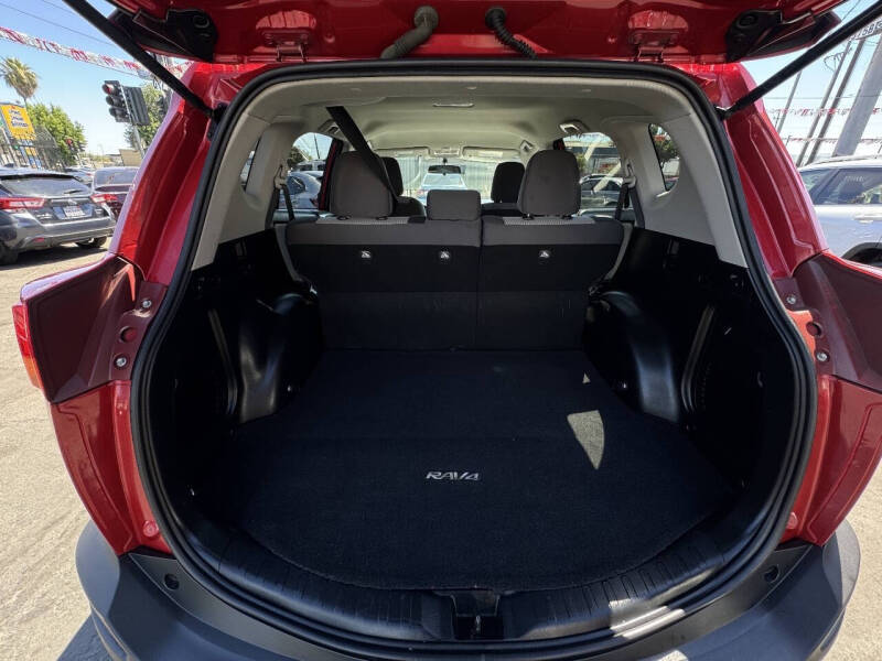 2015 Toyota RAV4 LE