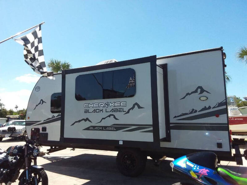 2025 Forest River Black Label 16khblw