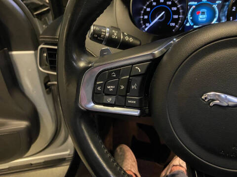 2019 Jaguar F-PACE S