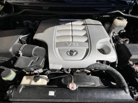 2013 Toyota Land Cruiser