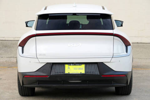 2024 Kia EV6 Light