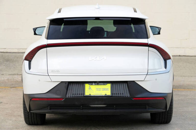 2024 Kia EV6 Light