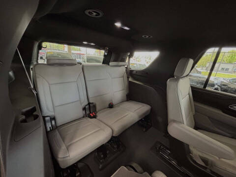 2024 GMC Yukon SLT