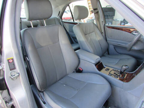 2001 Mercedes-Benz E-Class E 320