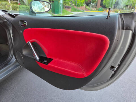 2007 Saturn SKY Red Line