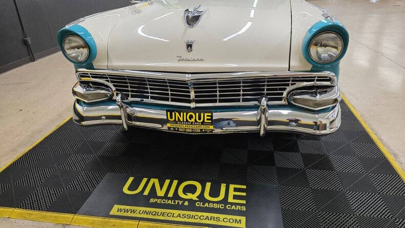 1956 Ford Crown Victoria