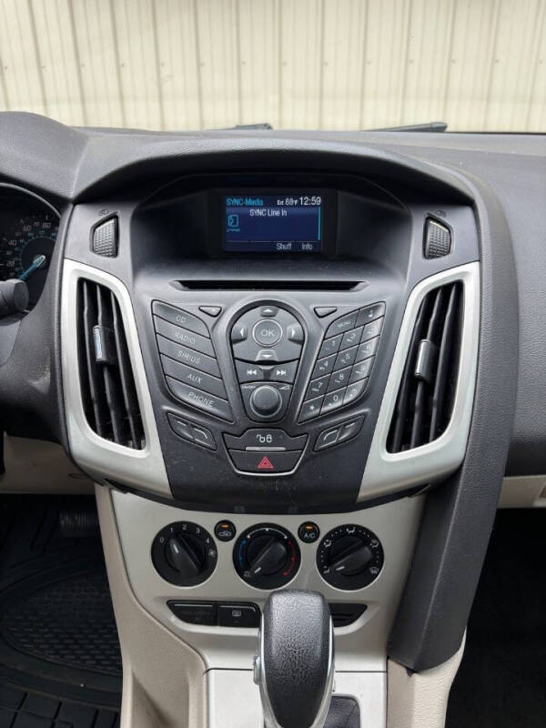 2012 Ford Focus SE