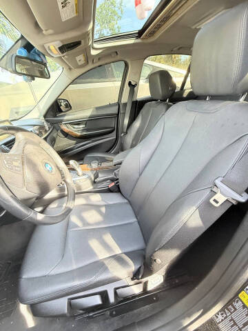 2015 BMW 3 Series 320i xDrive