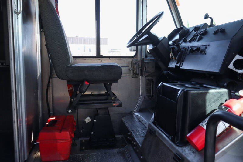 2020 Freightliner MT45 Chassis