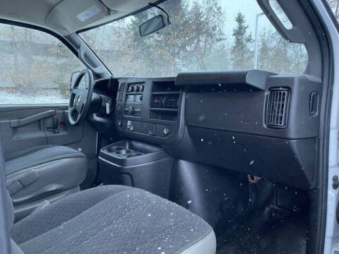 2024 Chevrolet Express 2500