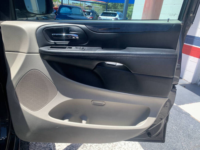 2016 Dodge Grand Caravan SXT