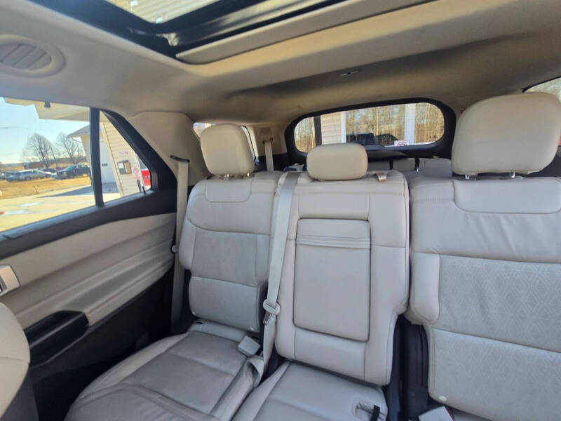 2020 Ford Explorer Platinum