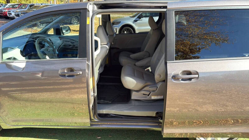 2014 Toyota Sienna