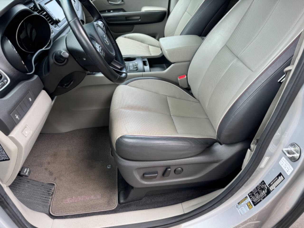 2018 Kia Sedona for sale at PJ AUTO in Margate, FL