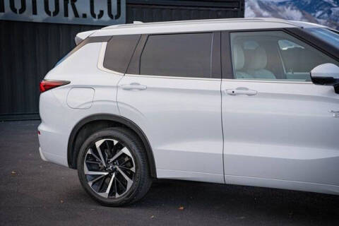 2023 Mitsubishi Outlander PHEV SEL