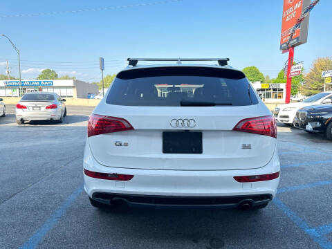 2012 Audi Q5 3.2 quattro Premium Plus