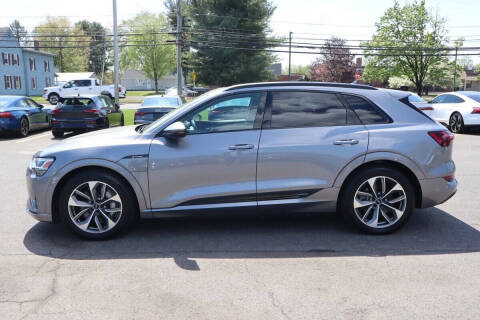 2021 Audi e-tron quattro Premium