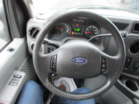 2012 Ford E-Series E-450 SD