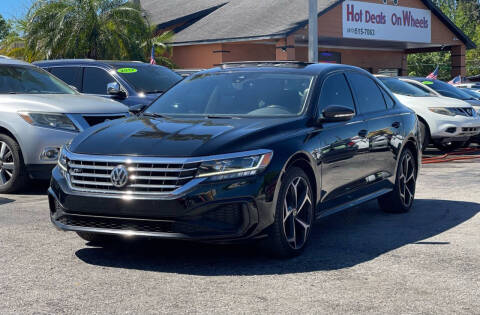 2020 Volkswagen Passat R-Line