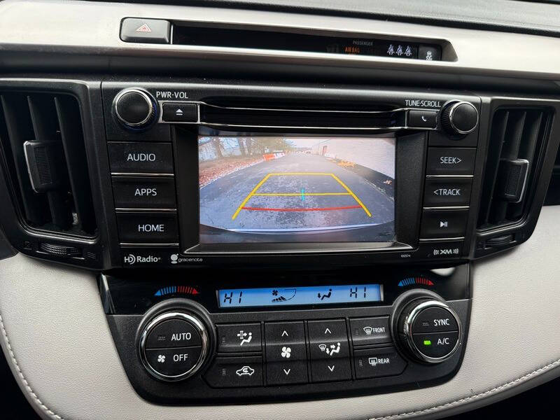 2017 Toyota RAV4 XLE