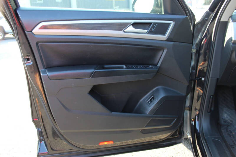 2018 Volkswagen Atlas V6 SE