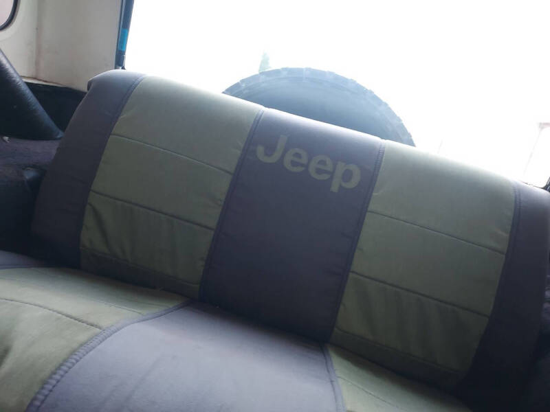 1987 Jeep Wrangler Laredo