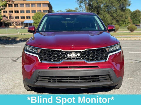 2023 Kia Sorento LX