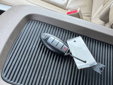 2008 Nissan Armada LE