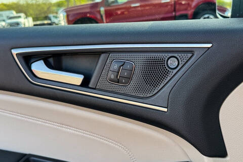 2021 Ford Edge Titanium