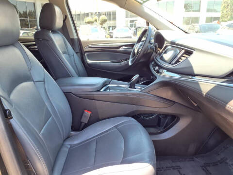 2021 Buick Enclave Essence
