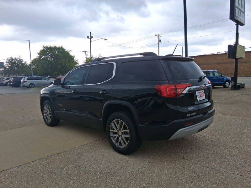 2018 GMC Acadia SLE-2