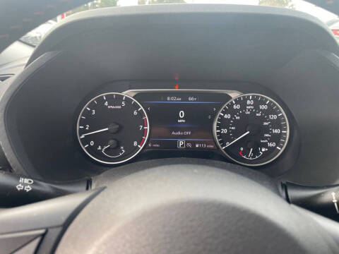 2025 Nissan Sentra SR