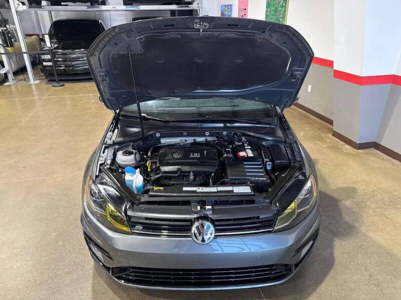 2018 Volkswagen Golf R 4Motion