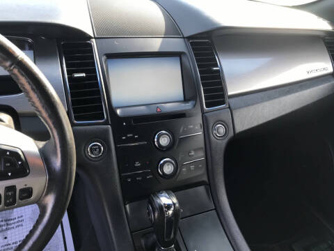 2015 Ford Taurus SEL