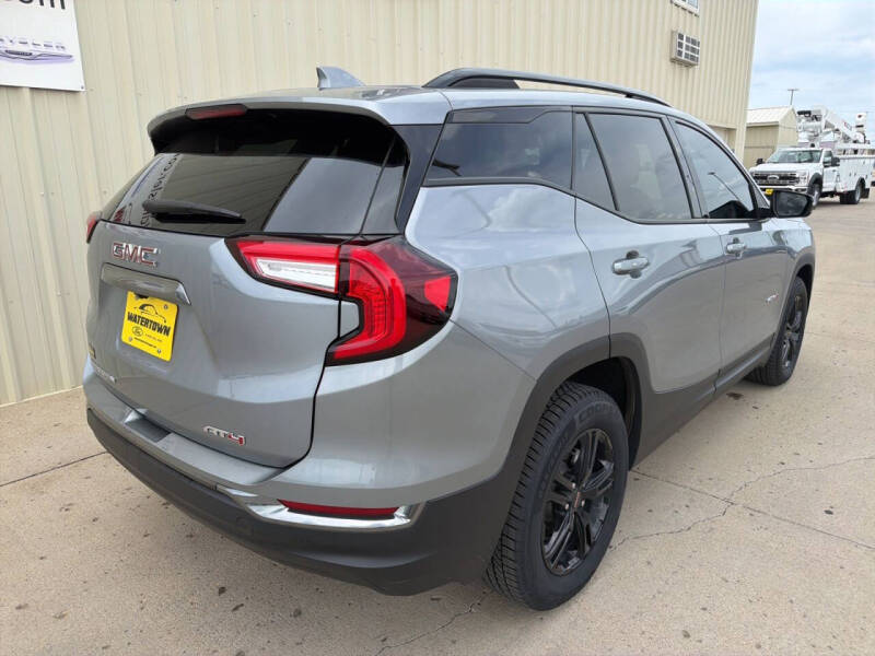 2023 GMC Terrain AT4